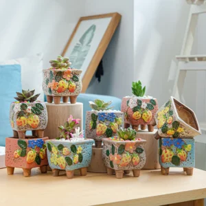 Ceramic Flower Pot Cute Strawberry Succulent Plant Pots Vase Green Plants Planter for Indoor Plants Pot Home Desktop Decoration